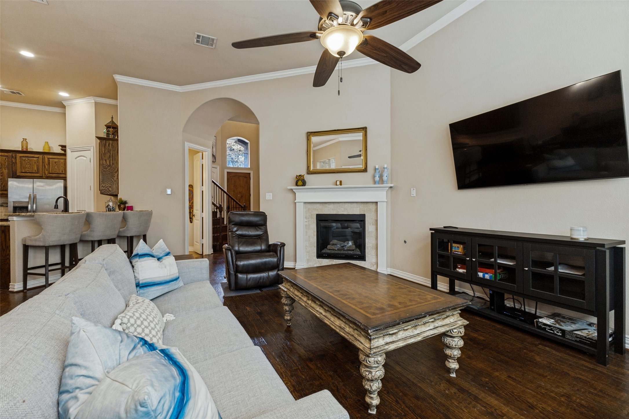 2211 Eriksson Lane
