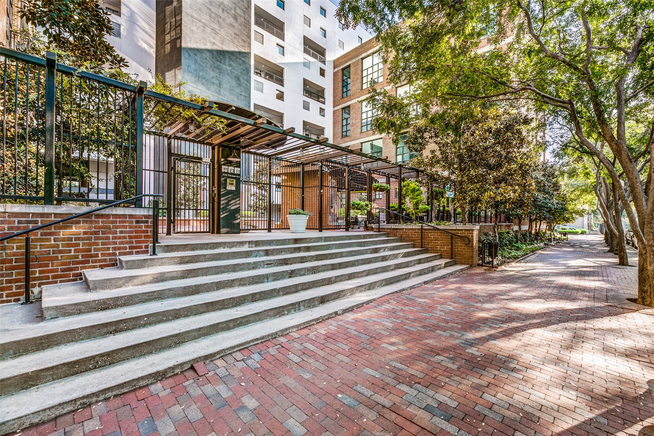 3110 Thomas Avenue 307