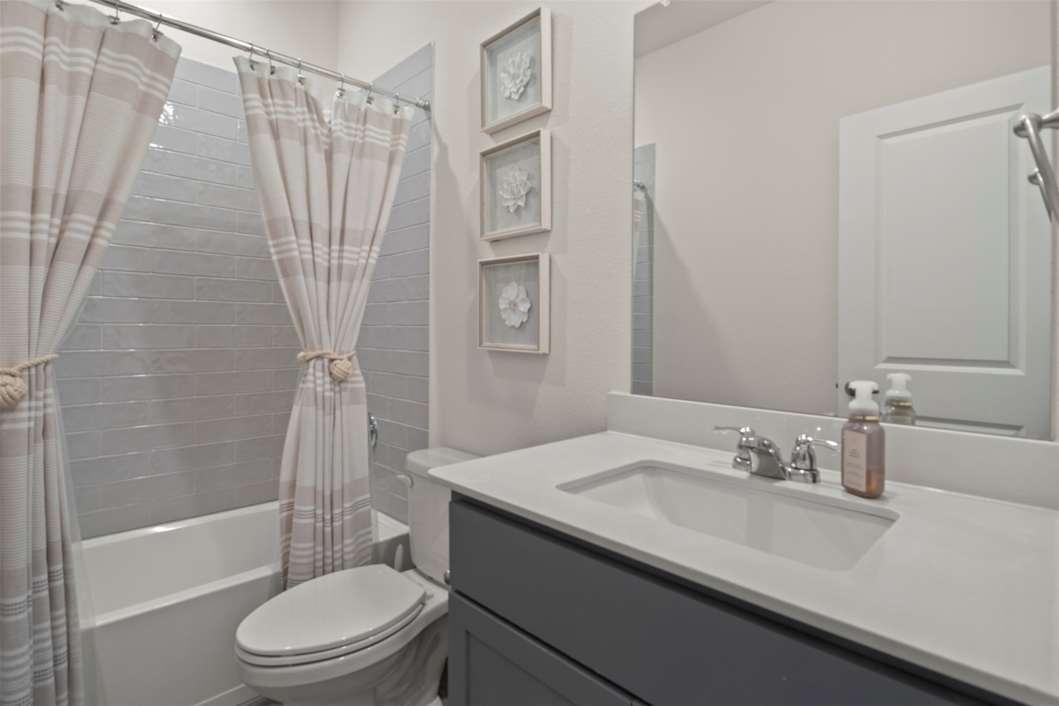 4125 Fern Loop