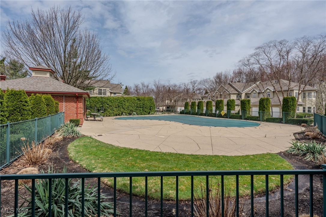 200 Fox Hollow Drive 312
