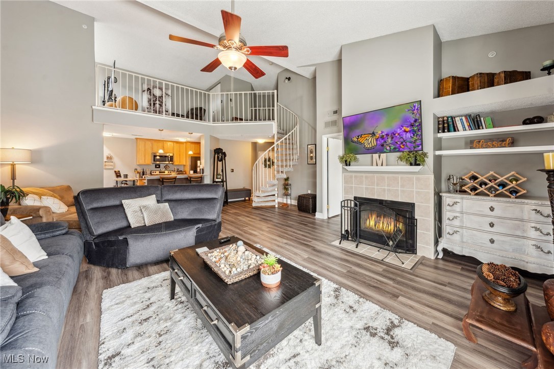 200 Fox Hollow Drive 312