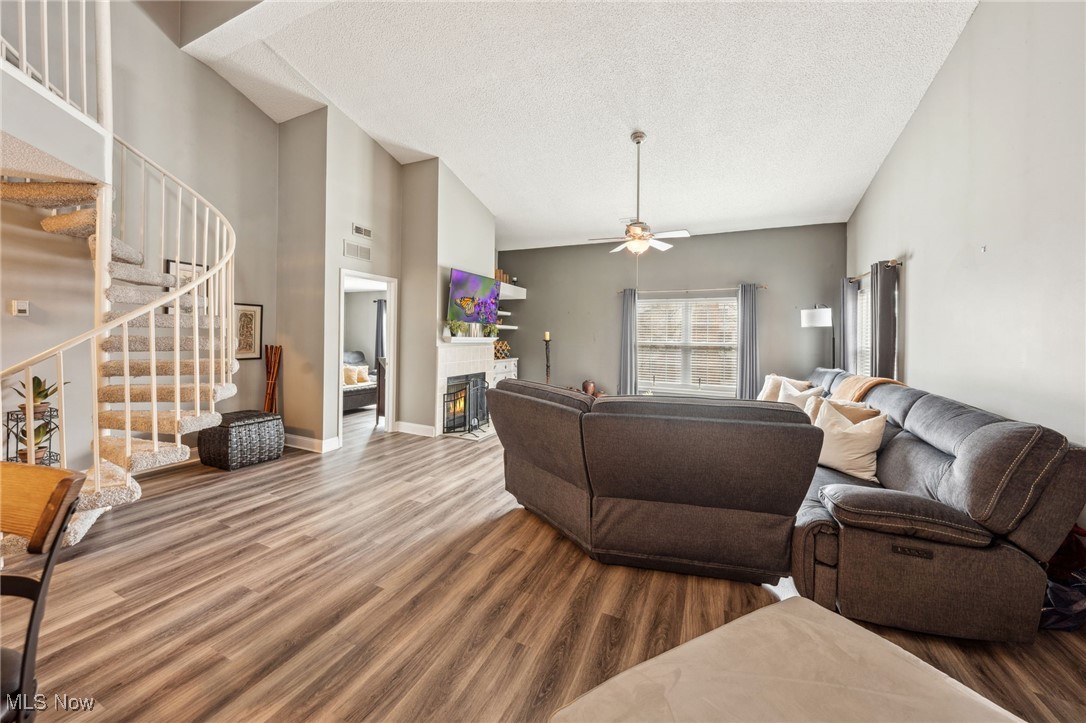 200 Fox Hollow Drive 312