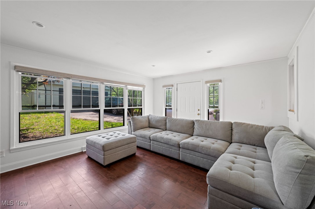 2471 Channing Road