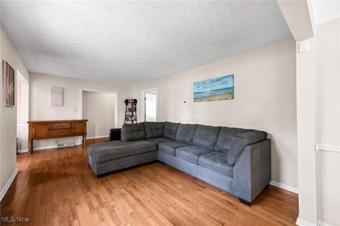 34765 Roberts Road