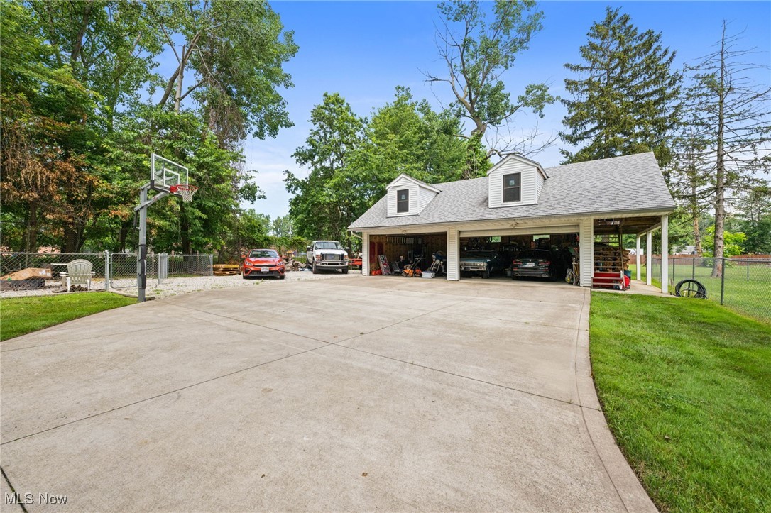 34765 Roberts Road
