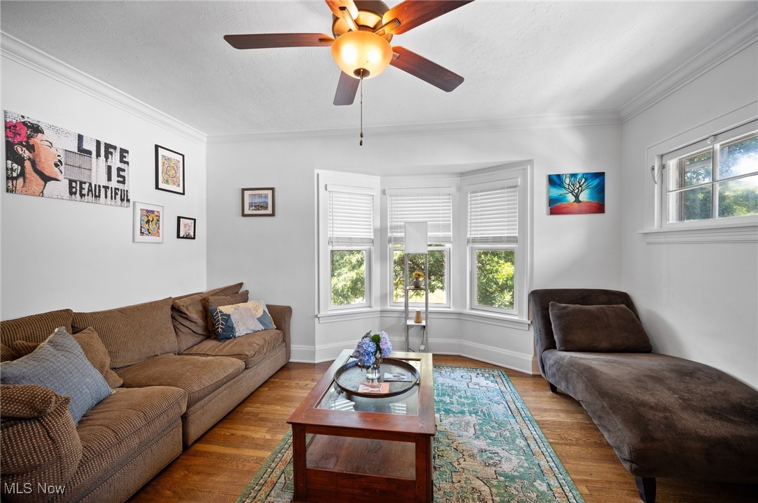1303 W 102nd Street