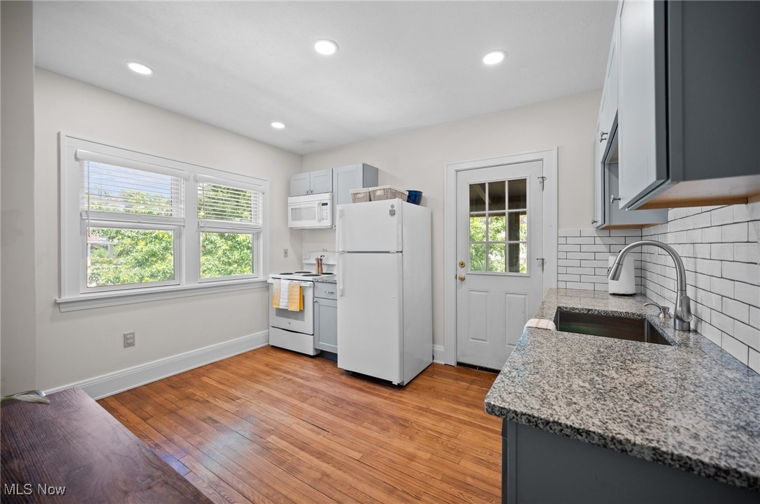 1303 W 102nd Street