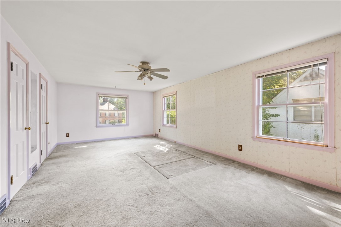 1525 Kew Road