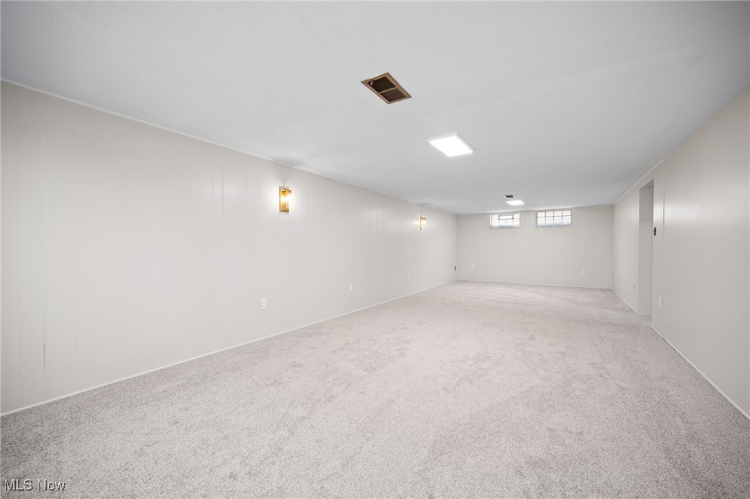 172 Willard Avenue