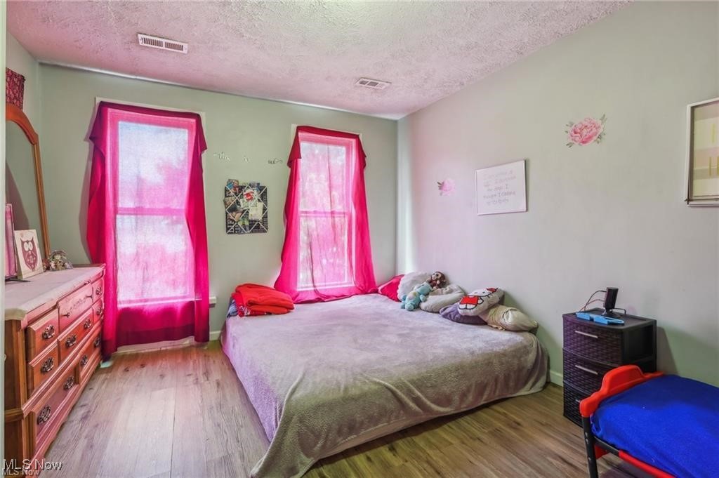 1410 E 45th Street