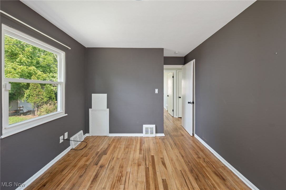 15803 Maplewood Avenue