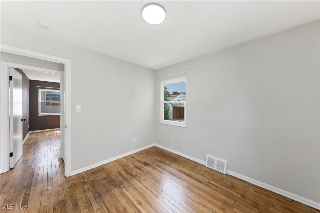 15803 Maplewood Avenue