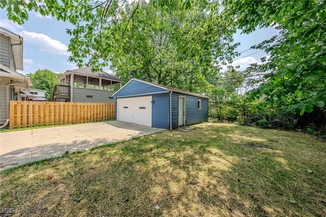 3020 E Derbyshire Road