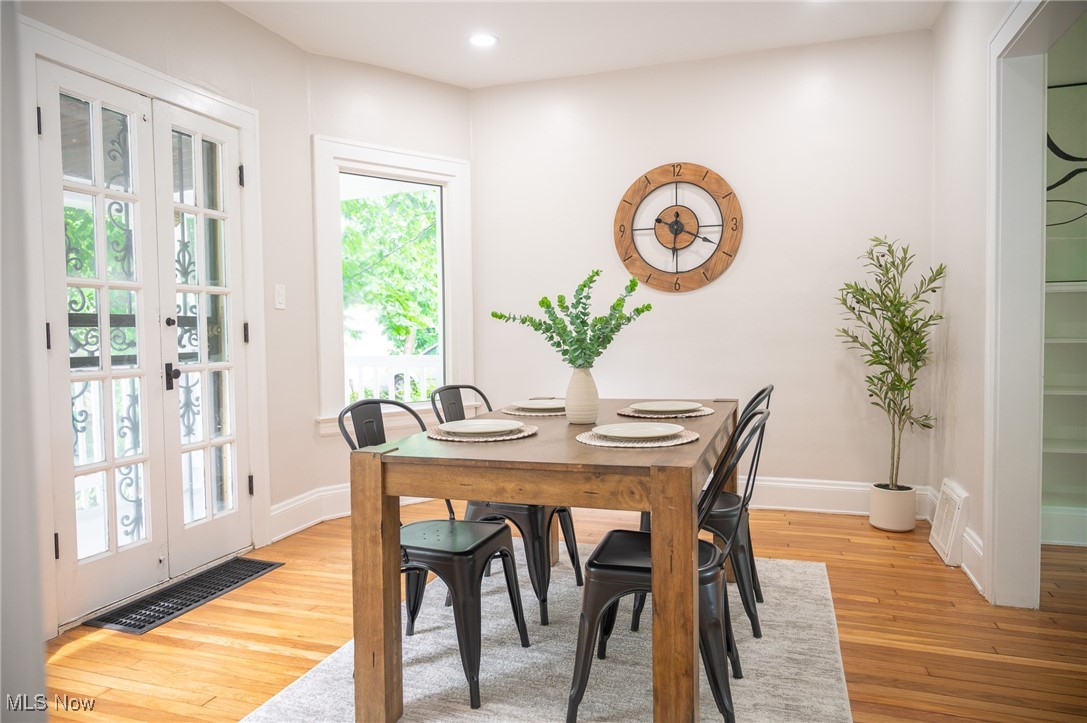 3020 E Derbyshire Road