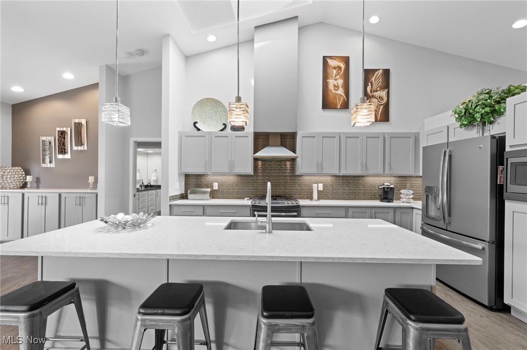 9088 Hummingbird Lane