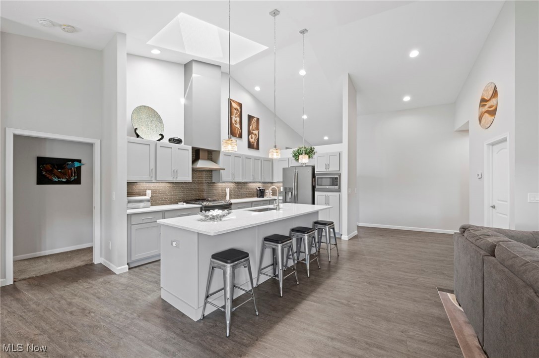 9088 Hummingbird Lane
