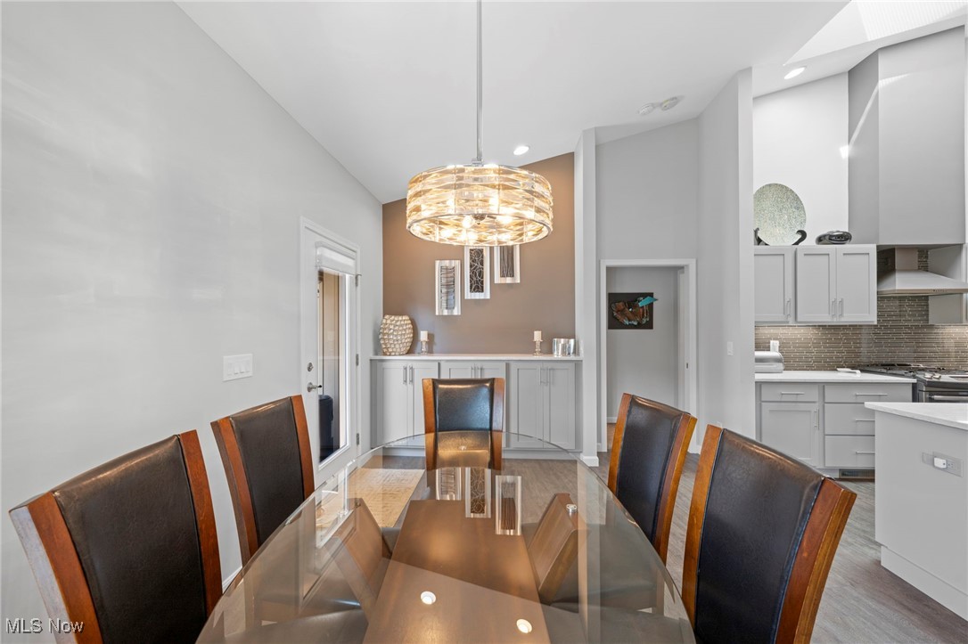 9088 Hummingbird Lane