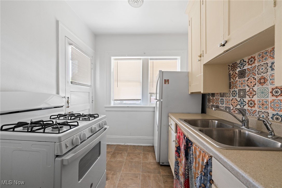 12015 Clifton Boulevard