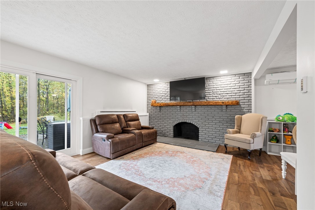 12079 Pekin Road