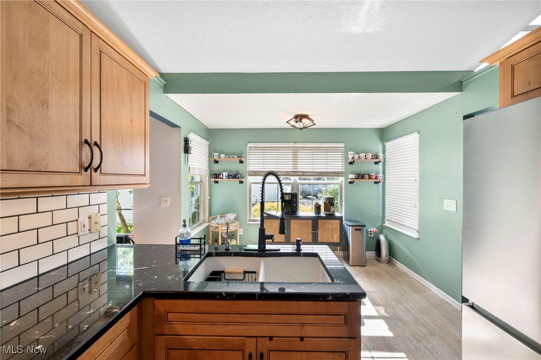 6818 Hidden Lake Trail