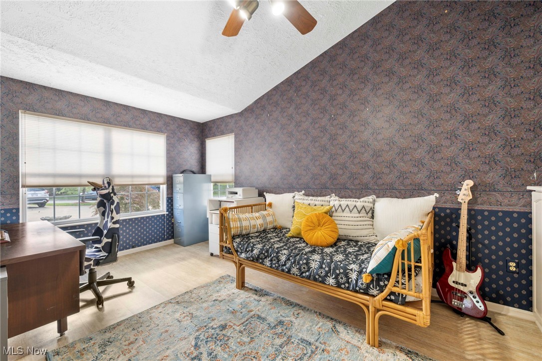 6818 Hidden Lake Trail