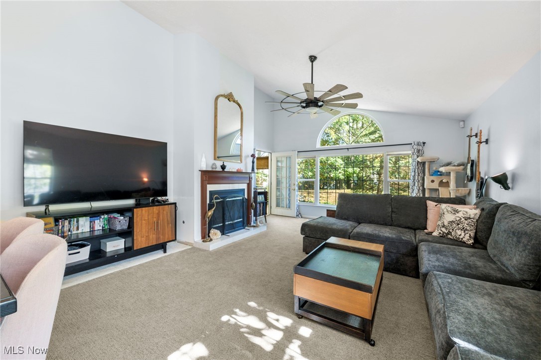 6818 Hidden Lake Trail