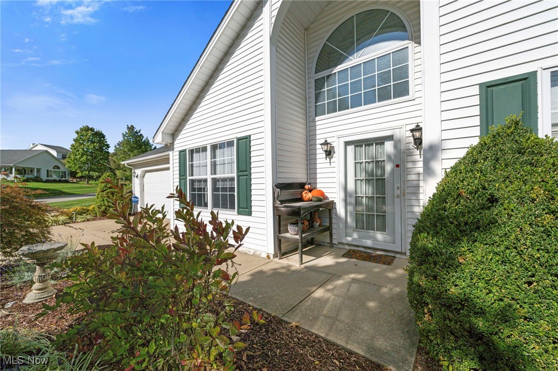 6818 Hidden Lake Trail