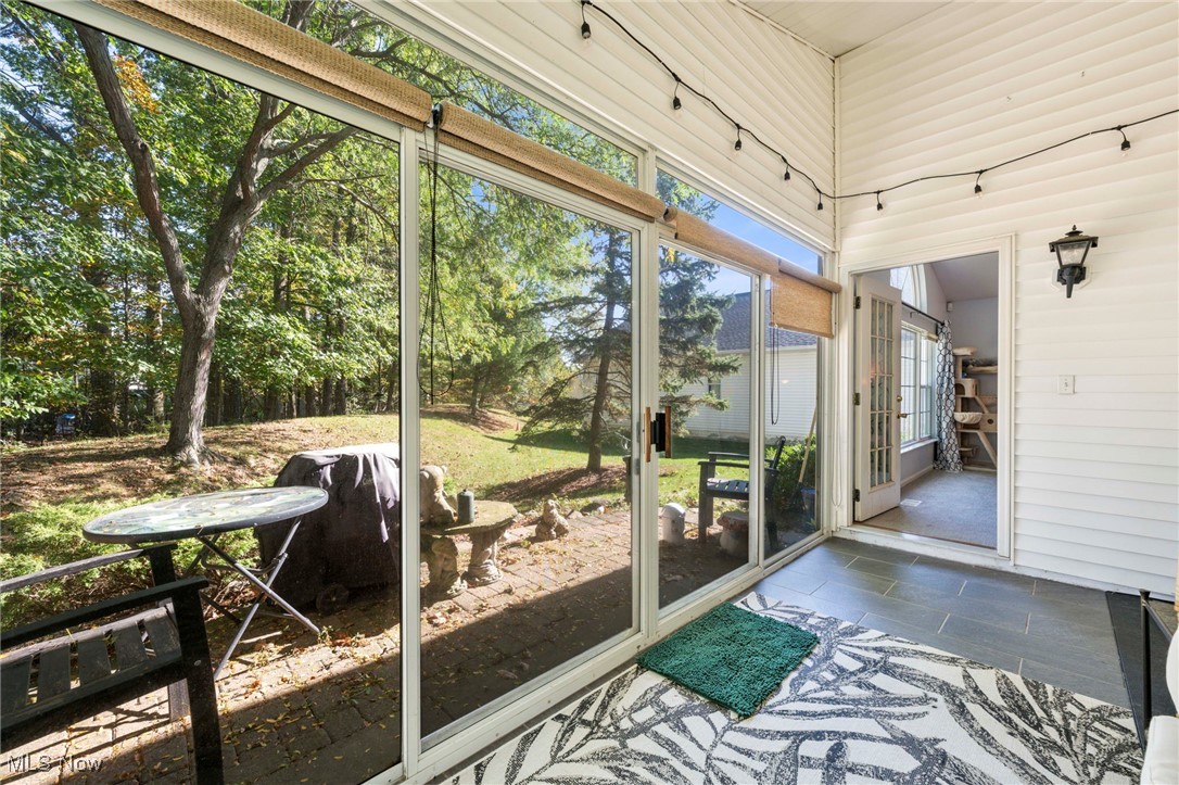 6818 Hidden Lake Trail