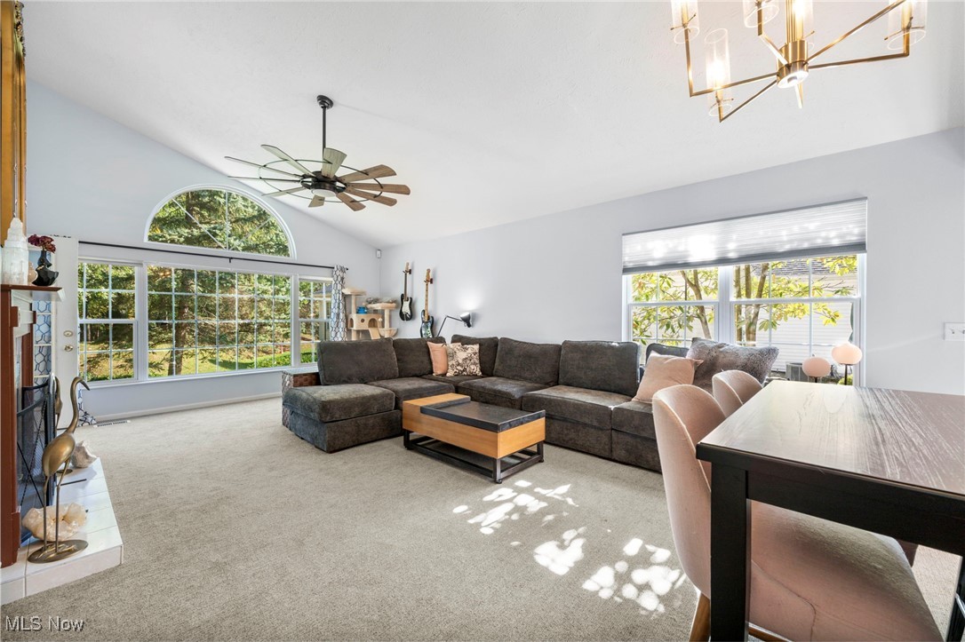 6818 Hidden Lake Trail