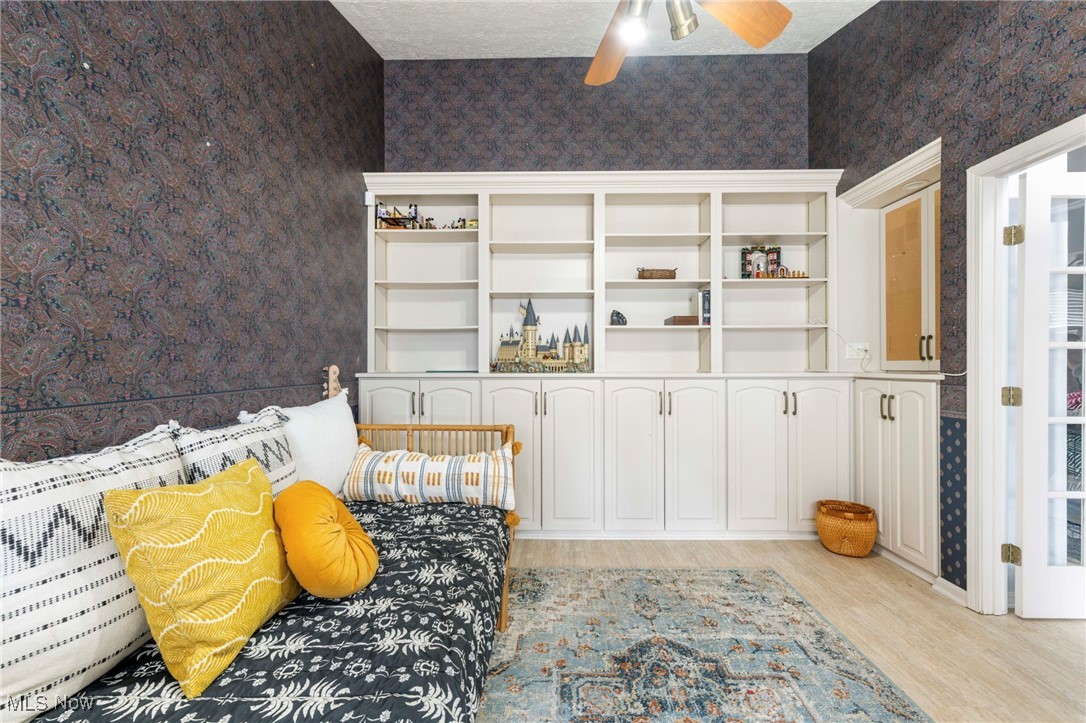 6818 Hidden Lake Trail