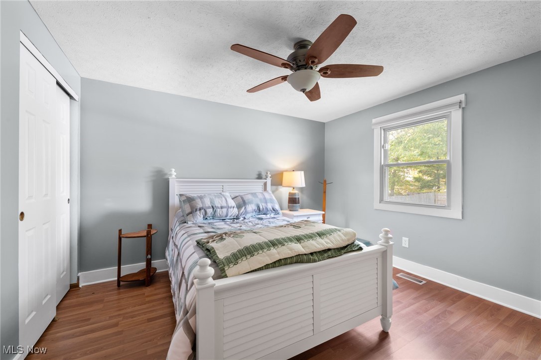 1280 Meadowview Lane