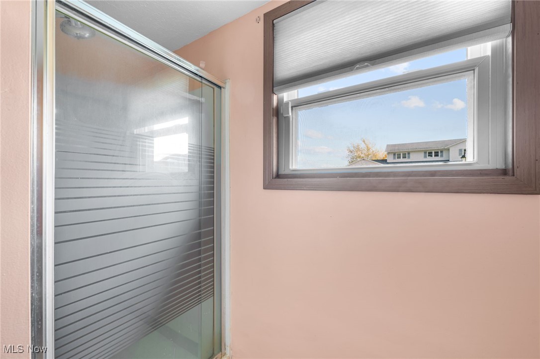 1280 Meadowview Lane