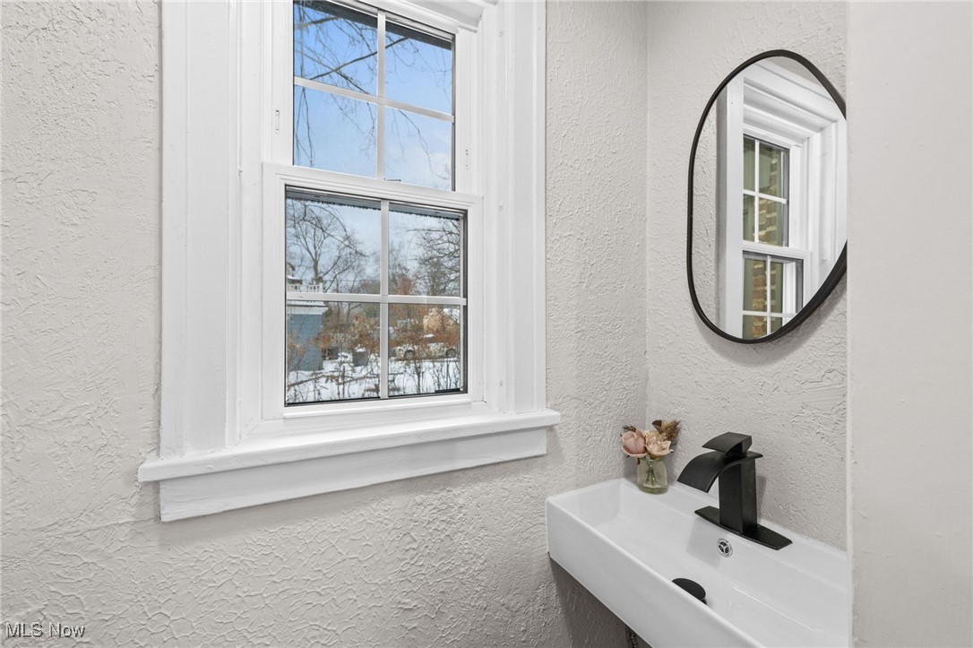 3145 Huntington Road