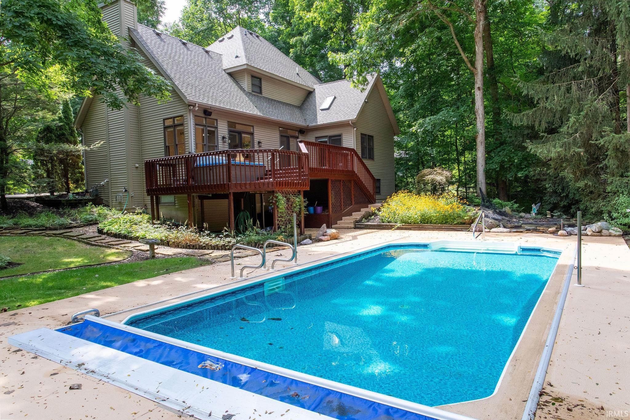 31 Shady Creek Court