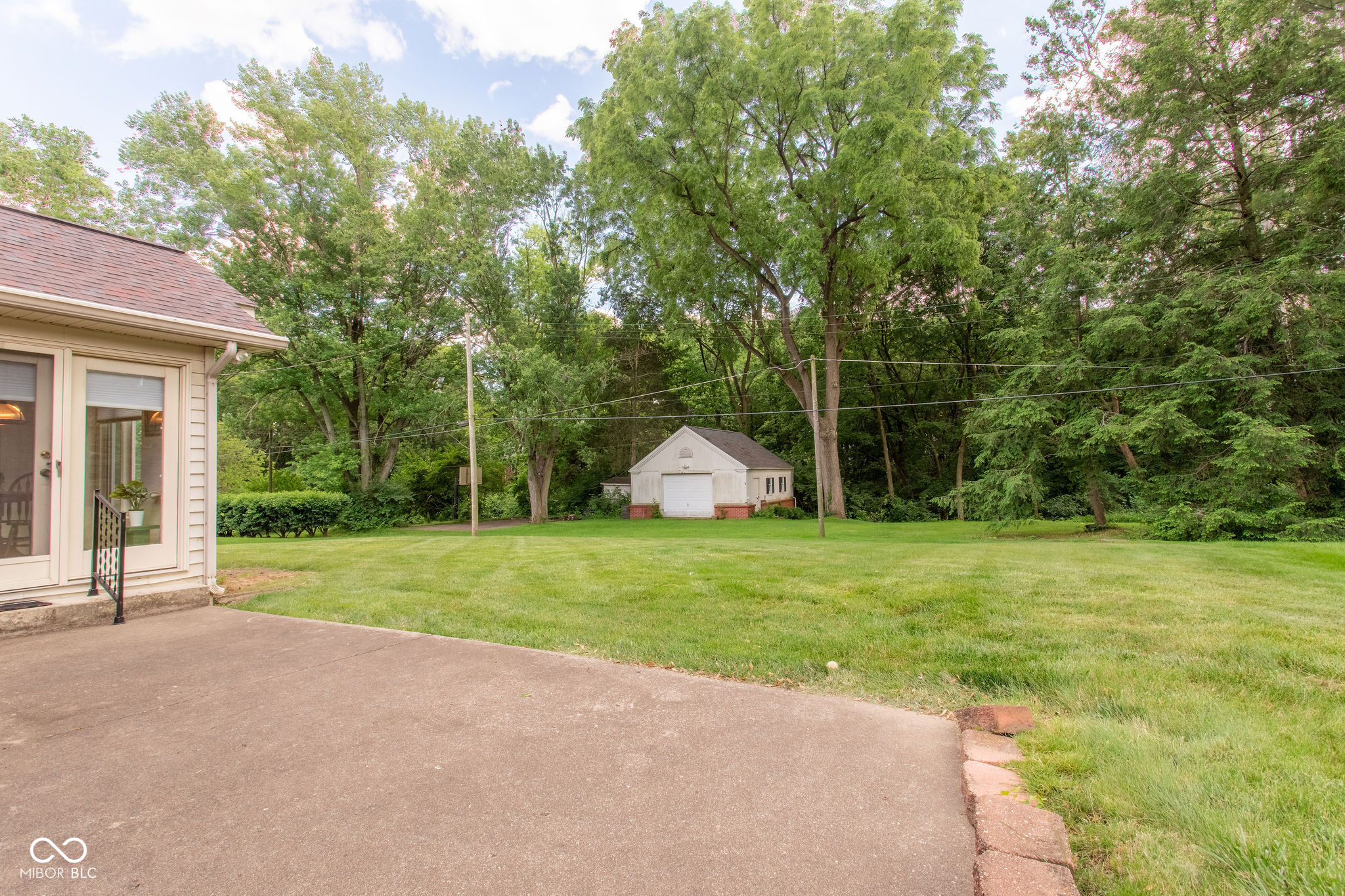 1003 Potomac Avenue