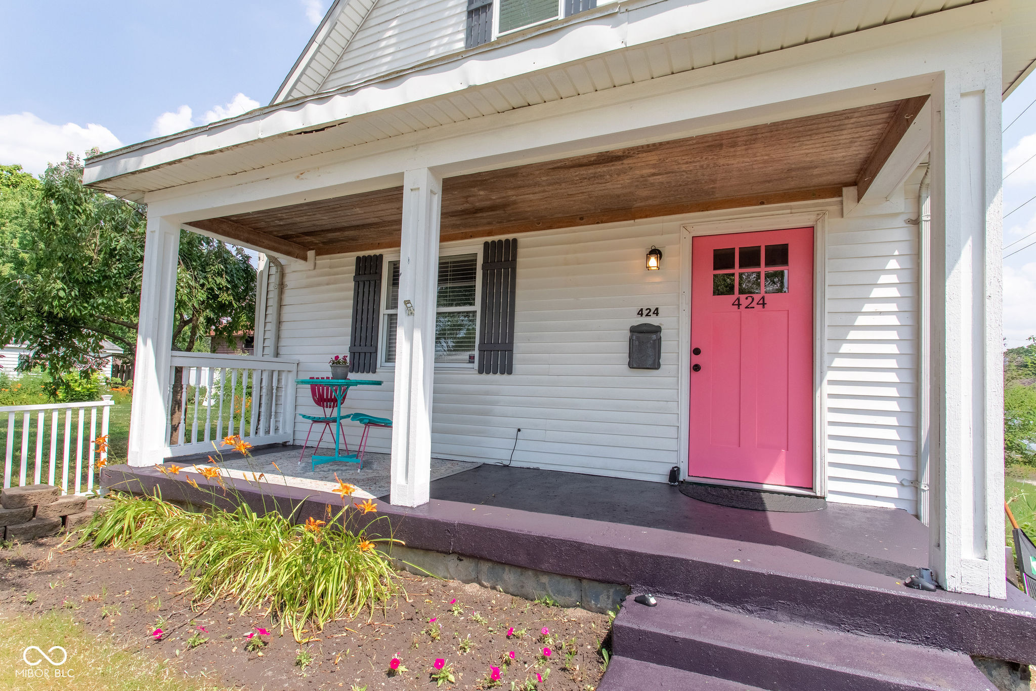 424 E Walnut Street