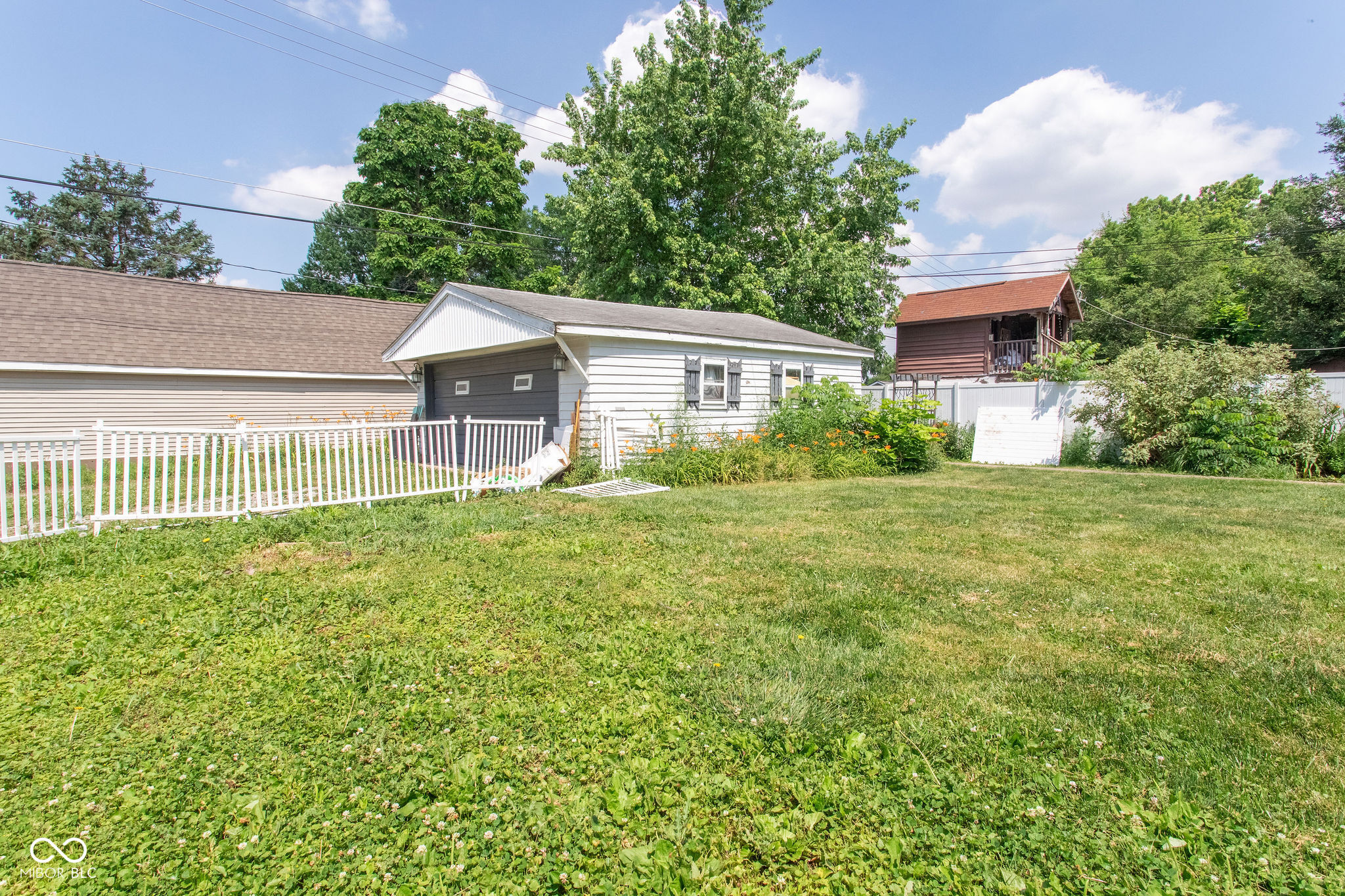 424 E Walnut Street