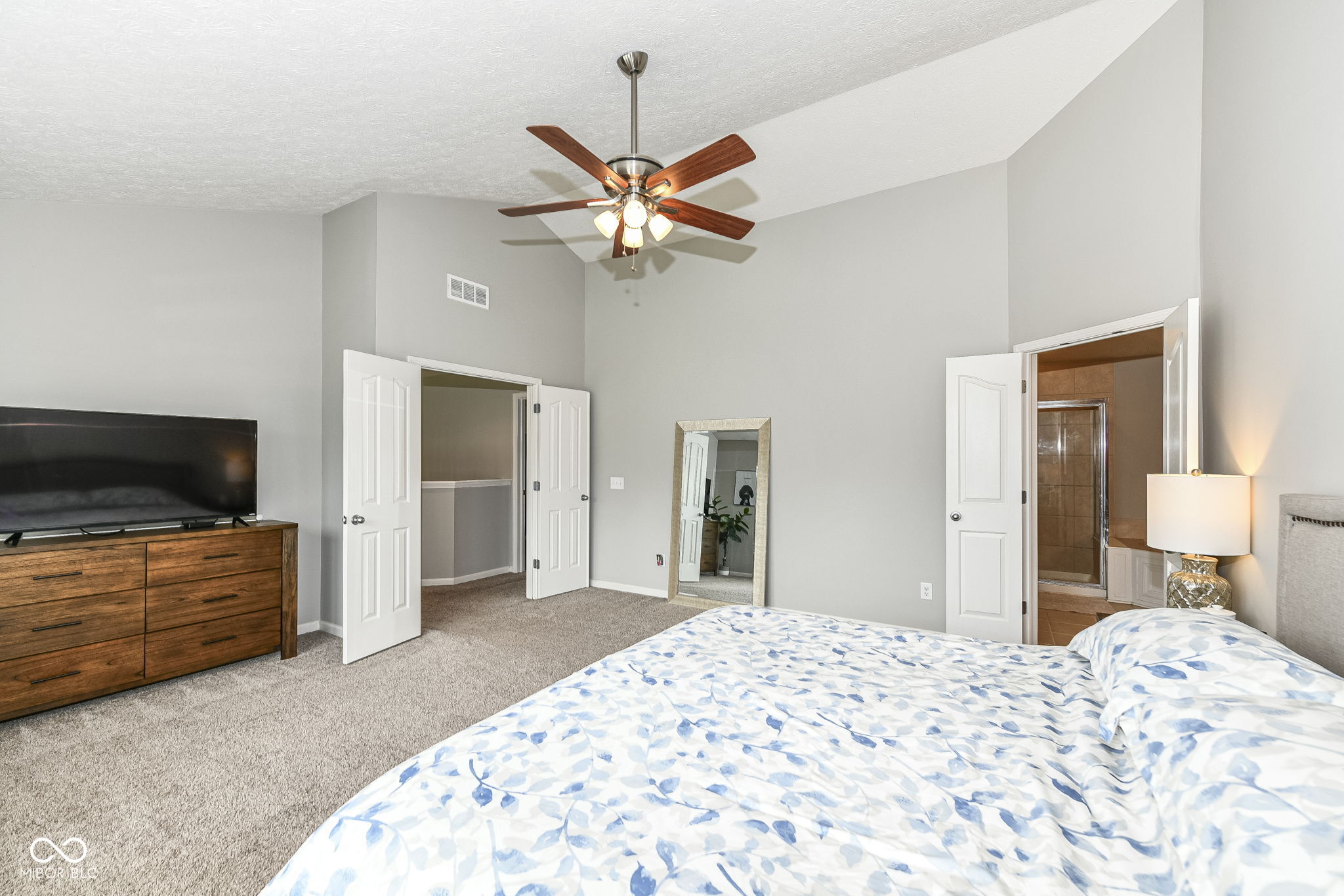 6162 Salisbury Lane