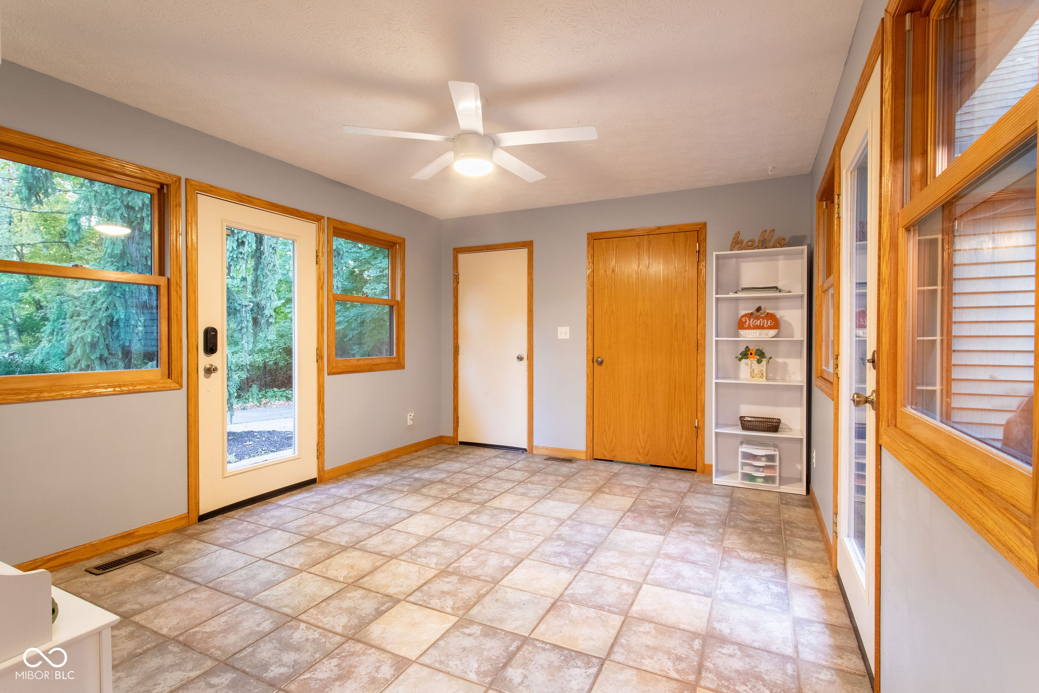 2112 Edgewood Drive