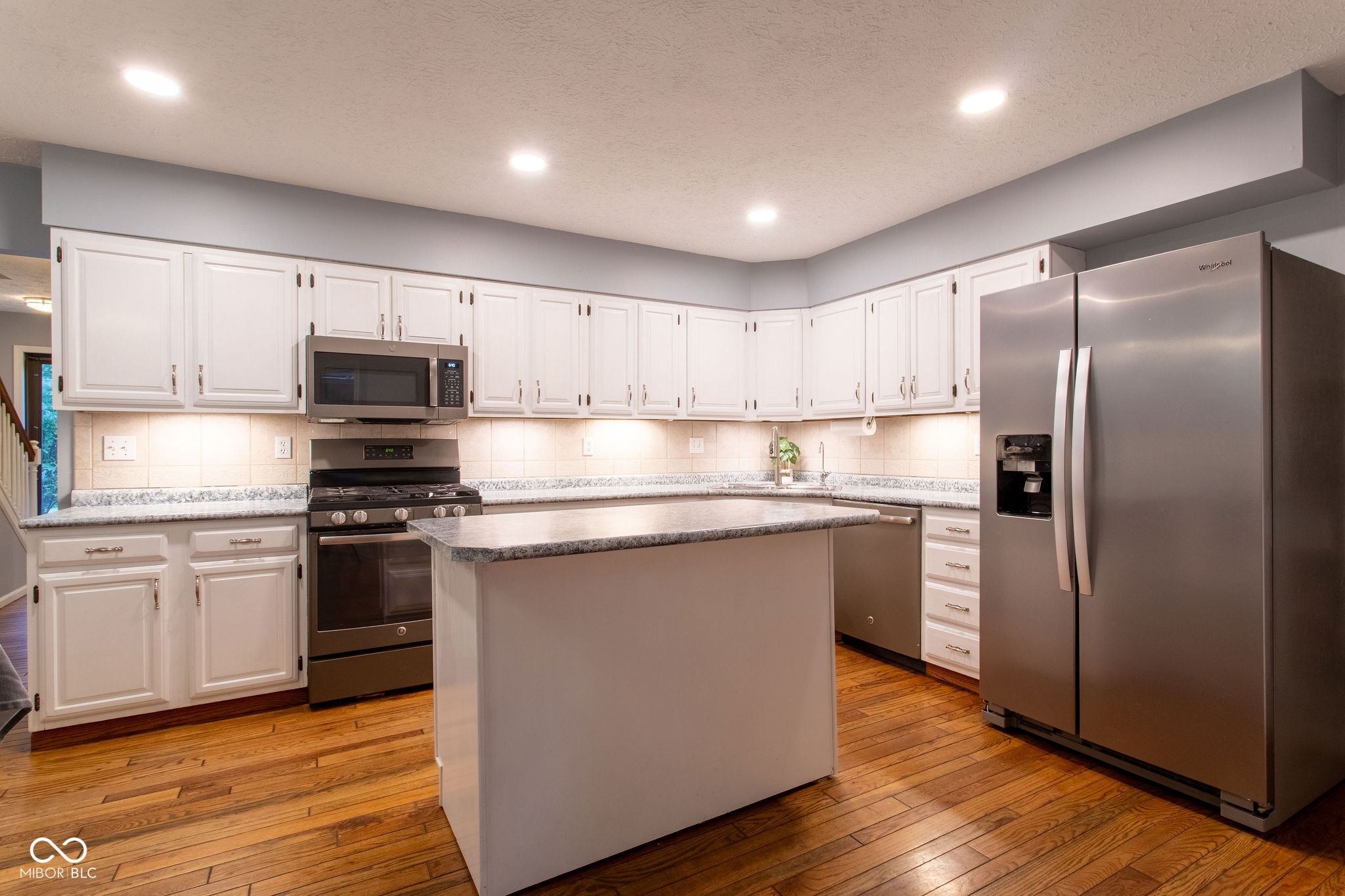 2112 Edgewood Drive