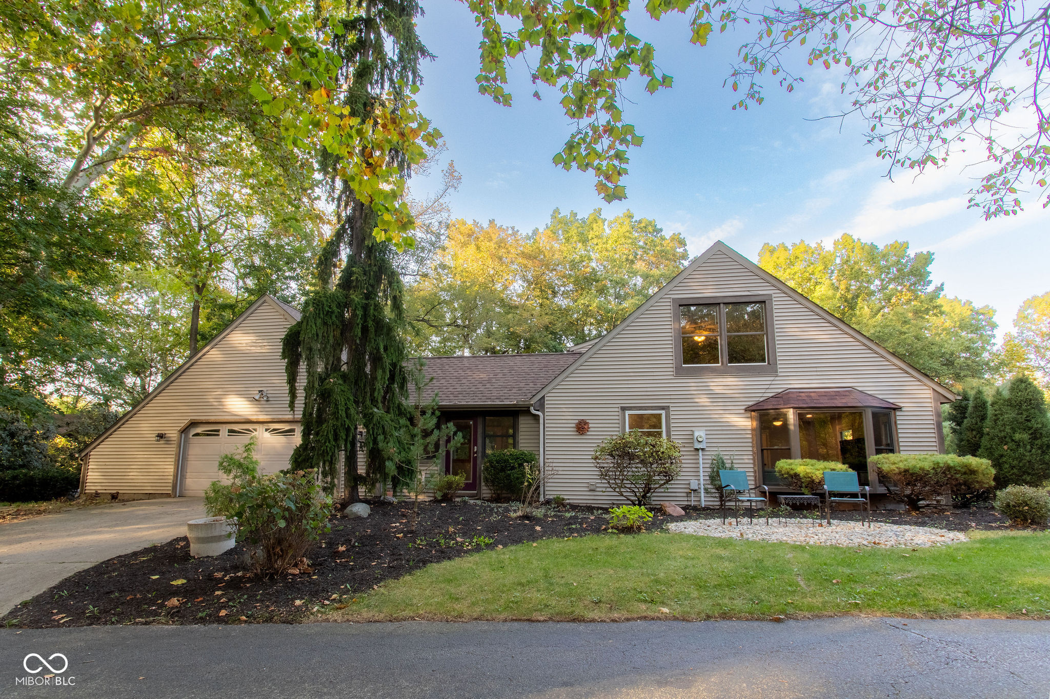 2112 Edgewood Drive