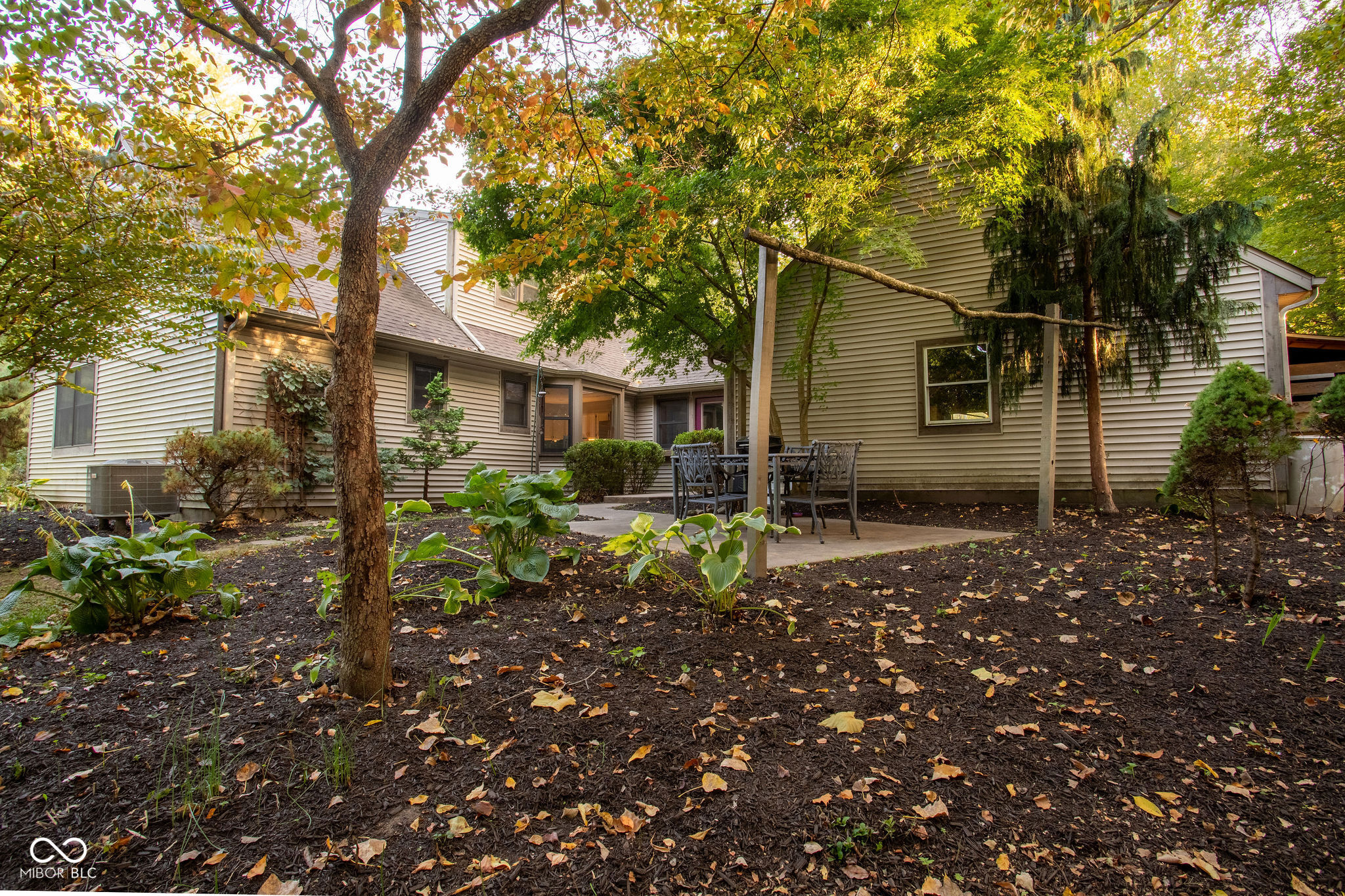 2112 Edgewood Drive