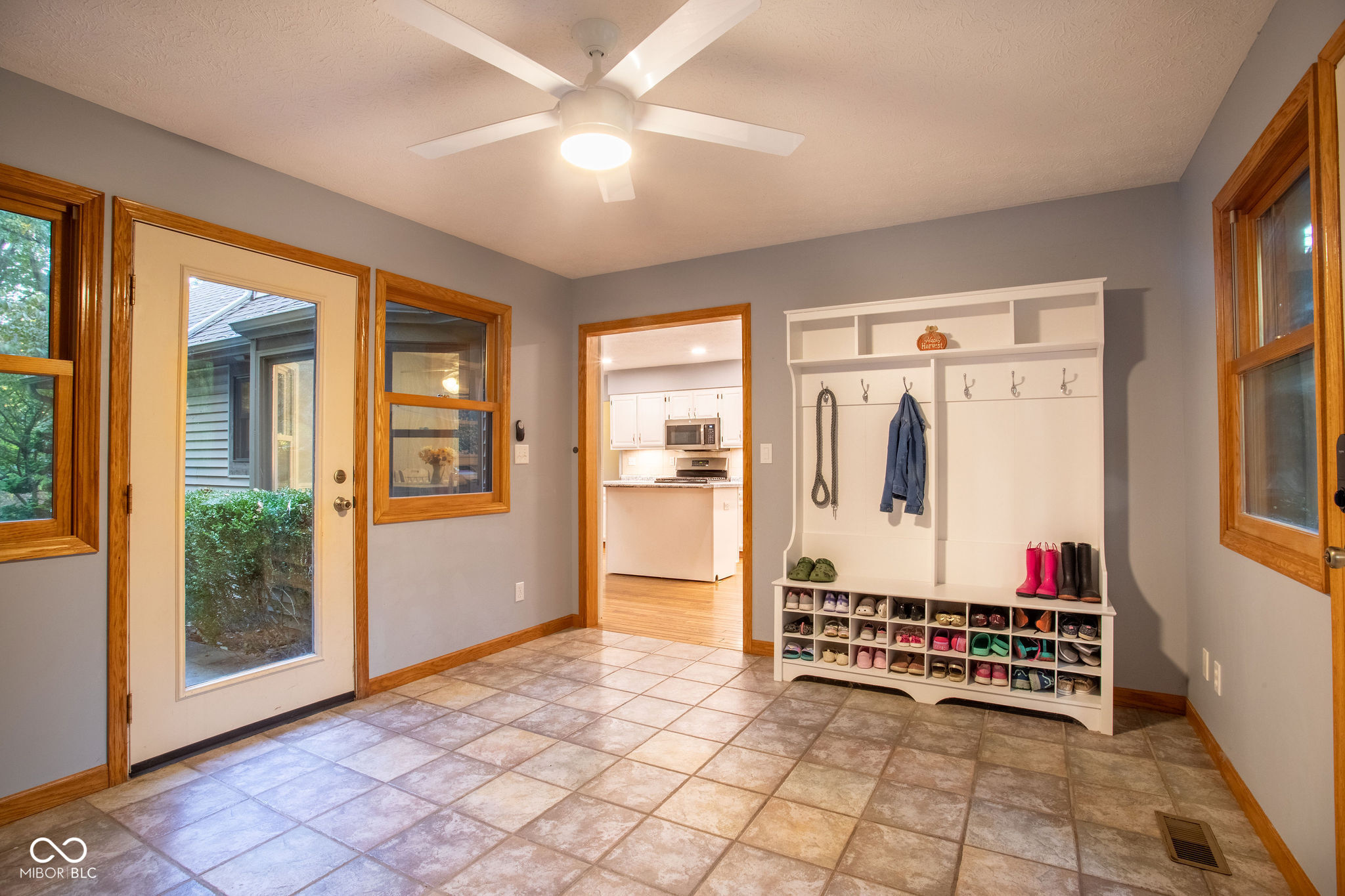 2112 Edgewood Drive