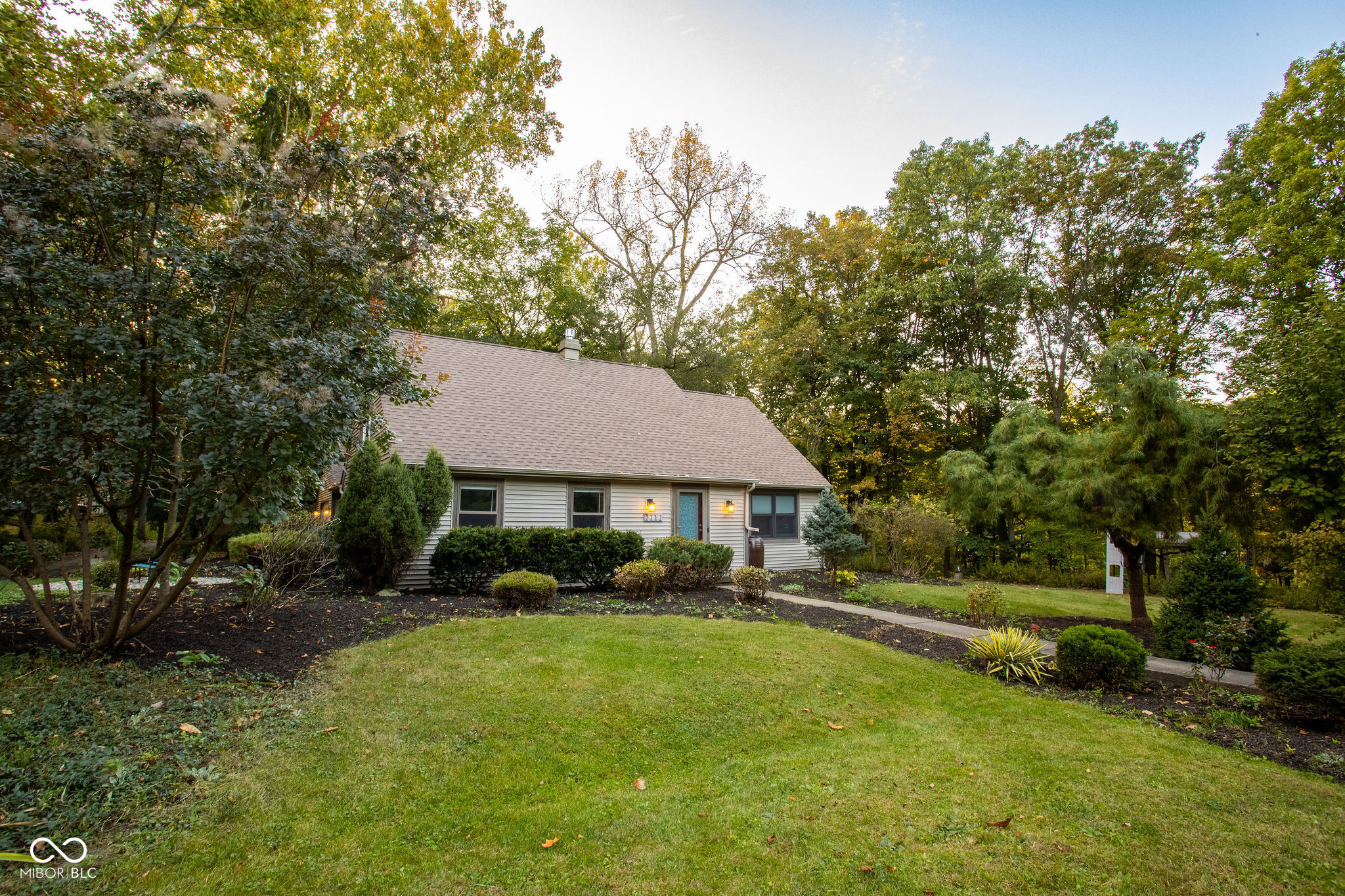 2112 Edgewood Drive