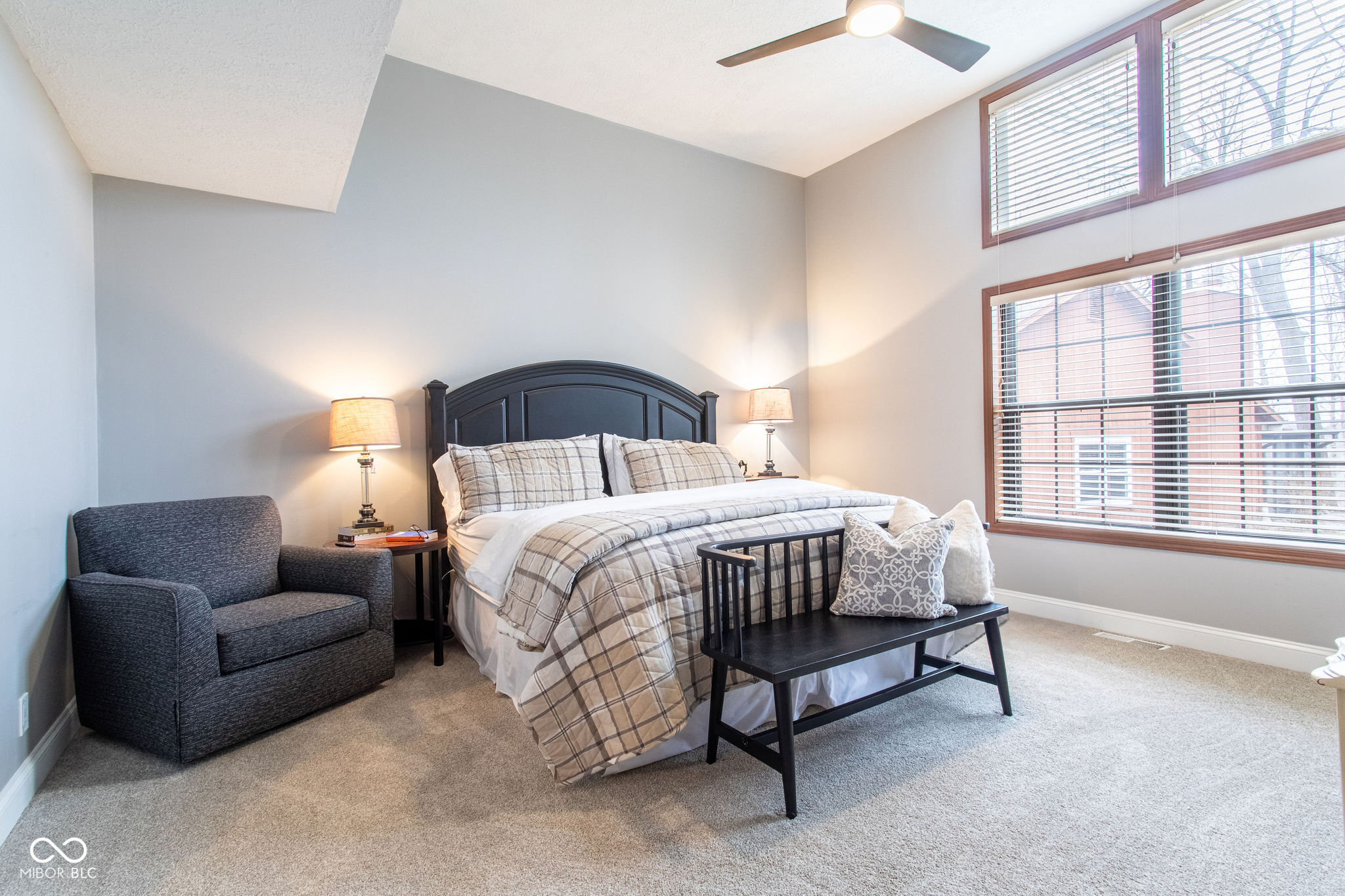 3533 Creek Ridge