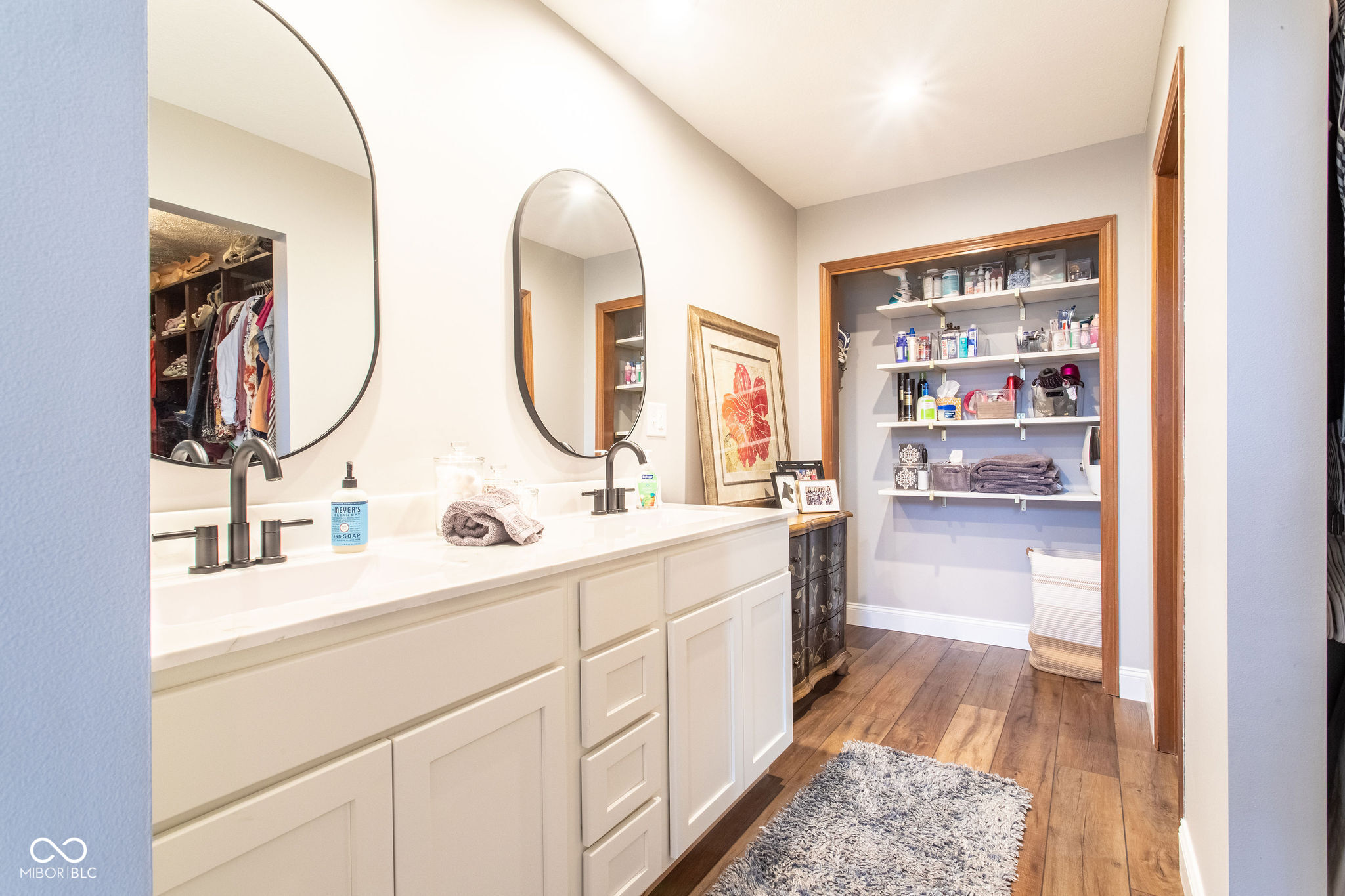 3533 Creek Ridge