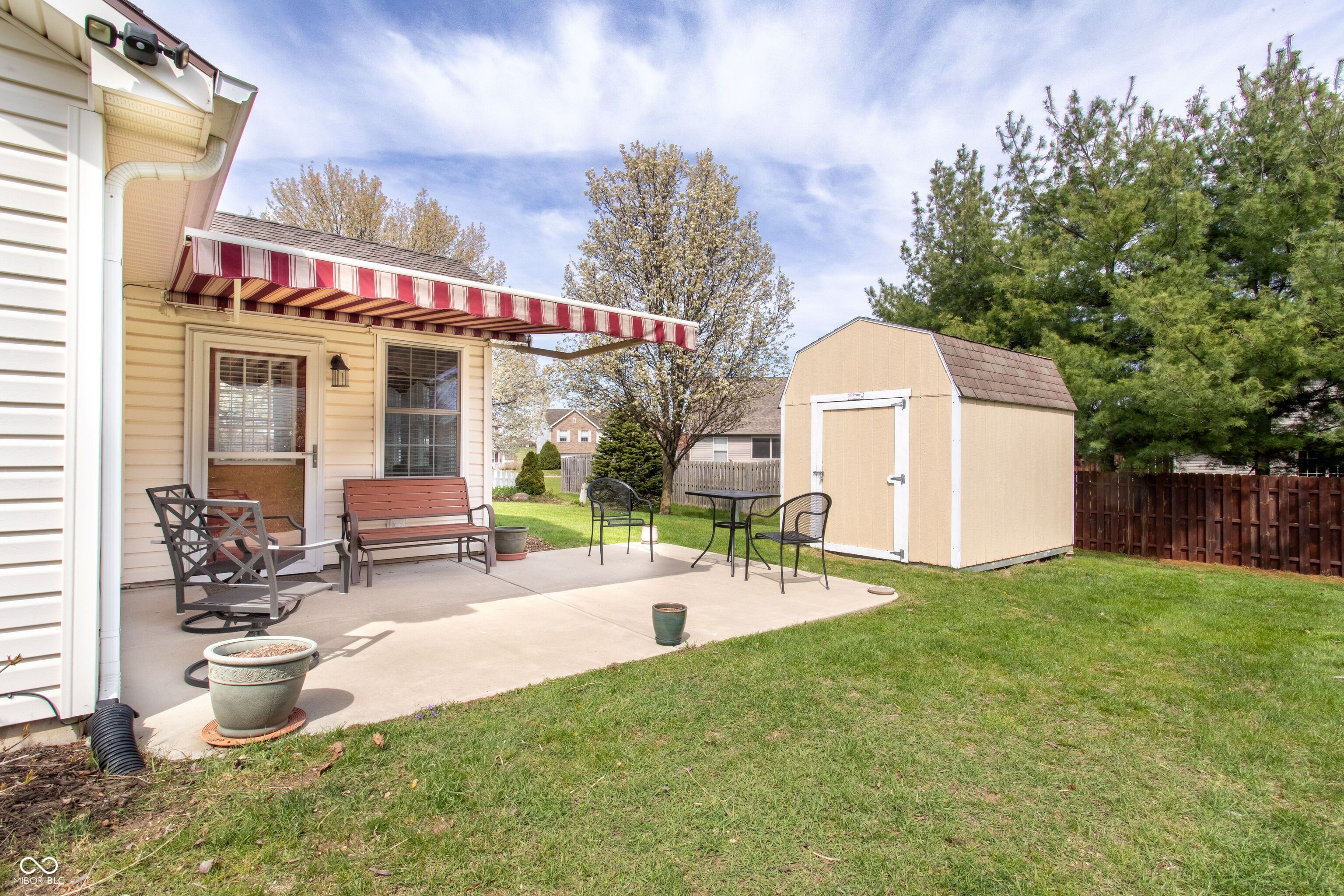 120 Kingfisher Court
