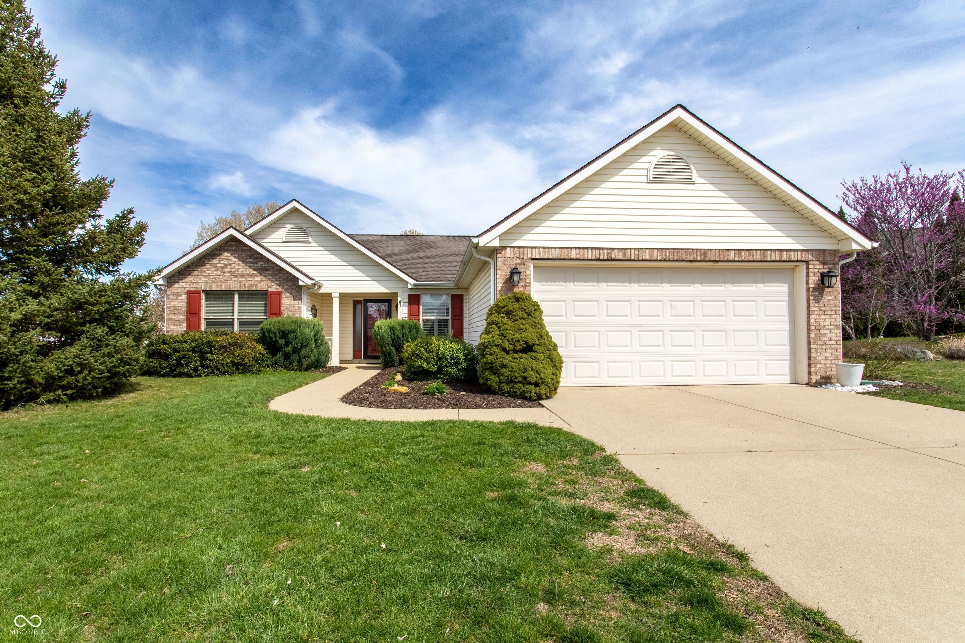 120 Kingfisher Court