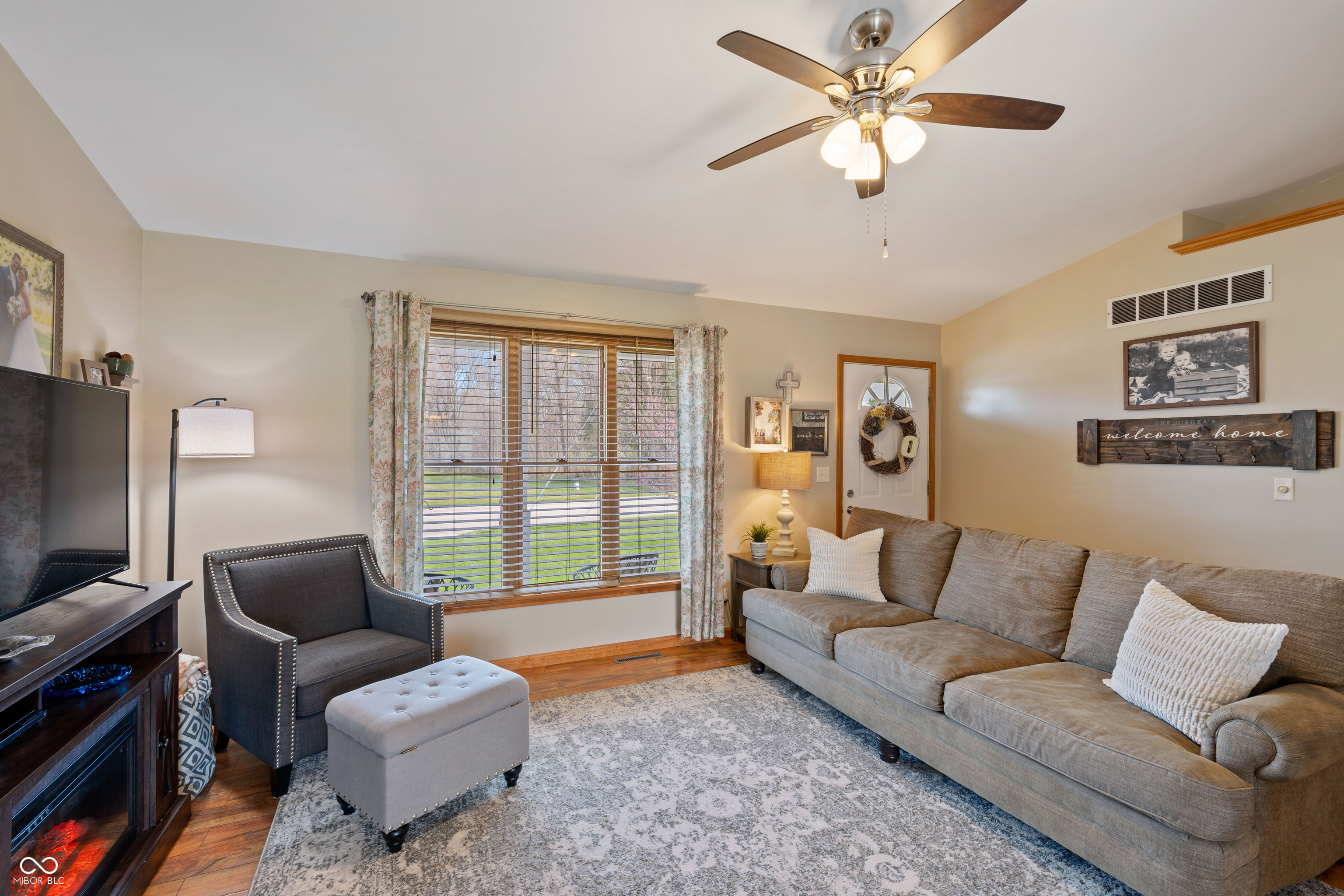 29252 Summer Tree Lane