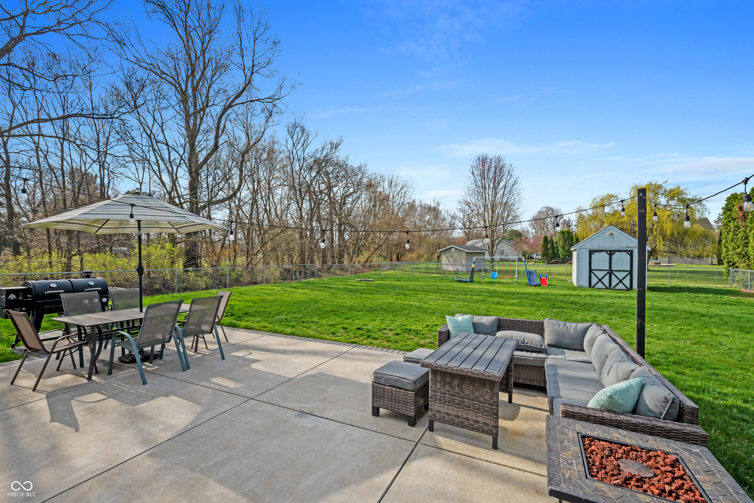 29252 Summer Tree Lane
